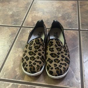 Leopard slide on shoes